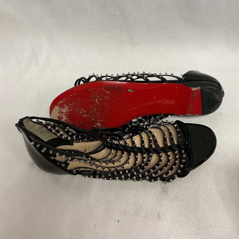 Christian Louboutin Flats